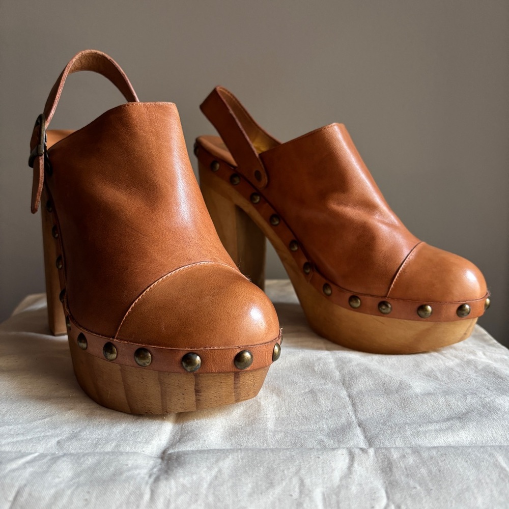 Jeffrey Campbell Charli C Platform Wooden Clog Studded Leather Size 10 NWOT - Picture 3 of 9